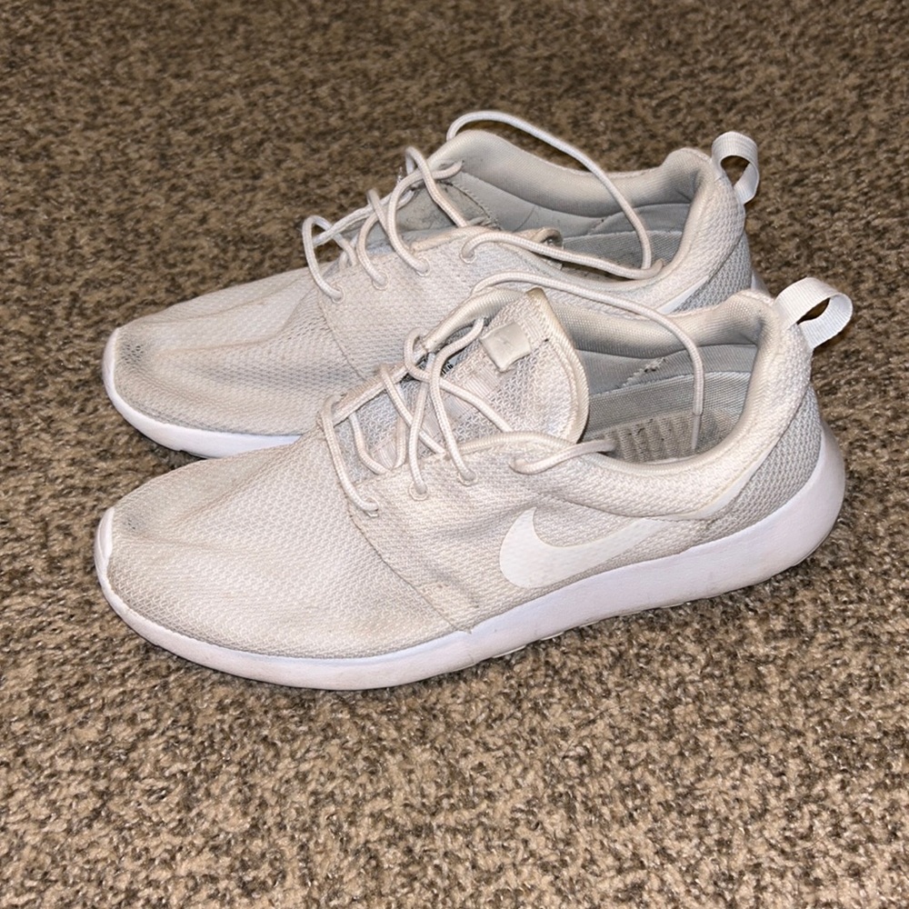 Men’s Nike Roshe Runs